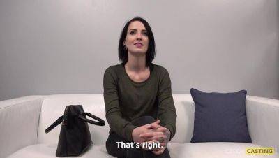 Elegant Anna: Ink-Kissed Brunette - veryfreeporn.com - Czech Republic