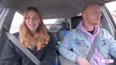 A Village Hitchhiker Girl Pays For His Fare In Kind - upornia.com