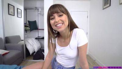 Riley Reid - Riley Reid - The Thrill of a Generous Endowment - porntry.com