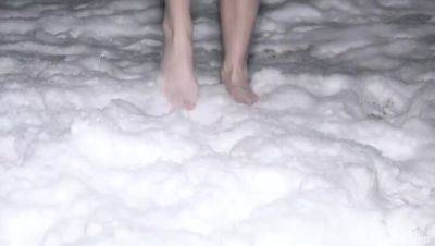 Hairy Brunette Atisha's Sauna Prep and Solo Masturbation - veryfreeporn.com