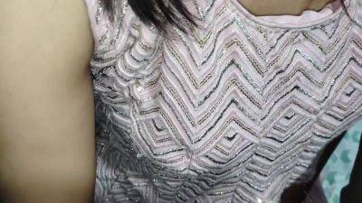 Raste Me Pada Hua Condom Ka Packet Ghar Lejakar Stepmom Ko Dikhaya - desi-porntube.com