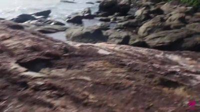 Poly-amory - Srept Up To Nudist Blonde On The Beach And - hclips.com