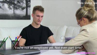 Steamy Stud Gives Agent A Cunnilingus - upornia.com