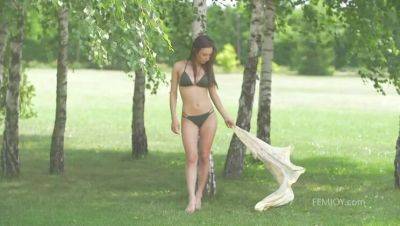 Penelope Y Sophia's - Total Freedom show with 171953 views - xxxfiles.com