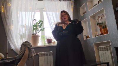 Mistress Bbw Vamp In Leather Gloves Does Hanjob With Elements Of Blowjob - hclips.com