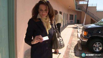 The Final Approach: Deauxma's Ass - hotmovs.com