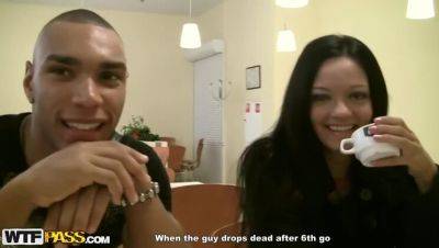 Witness a High-Risk Intimate Encounter with Aurora, Eric, and Ilya - veryfreeporn.com