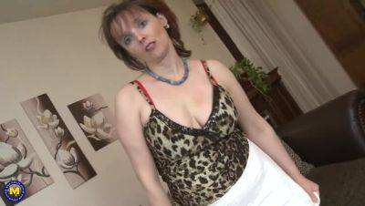 Ripe Woman Using Toy with Dalina - veryfreeporn.com