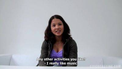 Attractive Sylvie: Czech Casting - veryfreeporn.com - Czech Republic