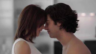 Cum- Covered Brunette: Running Late for Work - porntry.com