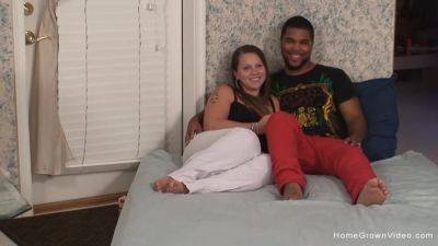 Dark Haired In Curvaceous Lady Girlfriend Gets Dicked D - hotmovs.com