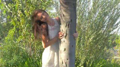 Madi Meadows In Needs Wet Orgasm - upornia.com