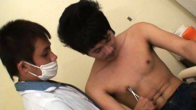 Asian twink bareback fucked at doc - drtuber.com