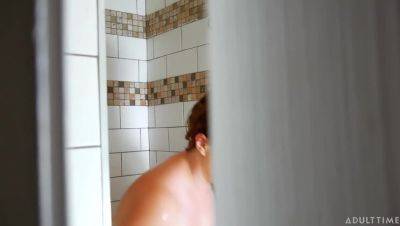 Summer Hart - Summer Hart: Big Tits & Hairy Brunette Peeping - veryfreeporn.com