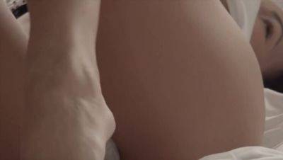 Brunette Maya in Solo Debut - veryfreeporn.com