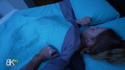 Stepson Hops Into Stepmoms Bed After Nightmare - Full With Kymber Leigh And Scott Trainor - hclips.com