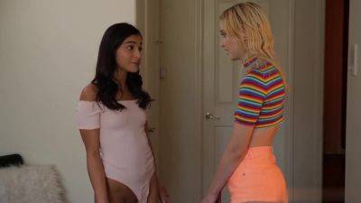 Lesbian Sex - Chloe Cherry And Emily Willis - hclips.com