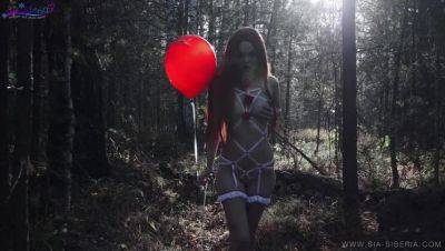 Redhead Georgie's Car Solo Toy Play (short version) - porntry.com