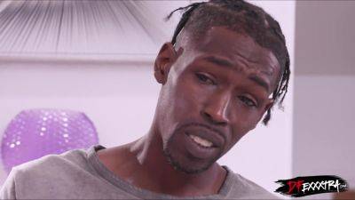 Just make it work Isiah! Push it in my ass! - hotmovs.com