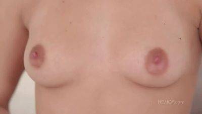 Solitary Female's Paradise - porntry.com