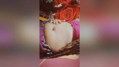 Bangladeshi Girl With Saree, Pink Blouse And Petticoat. Fingerings Pussy For Self Satisfaction - desi-porntube.com