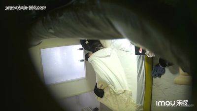 Hackers use the camera to remote monitoring of a lover's home life.606 - txxx.com - China