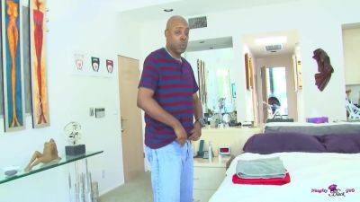 It Is Easy For This Stunning Black Babe To Find Arousing Bbc Sex With Cumshots - upornia.com