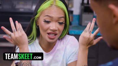 Paisley Paige - Paisley Paige And Lil D In Tutor Says Youre Just If I Have A Bbc - upornia.com