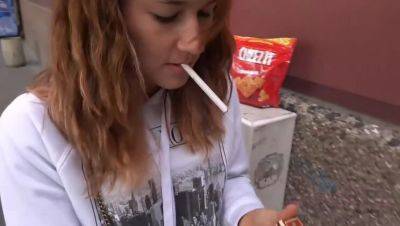 Alaina Dawson - Amateur Alaina Dawson: She Farts in Your Presence - veryfreeporn.com