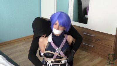 Aqua In Trouble - upornia.com