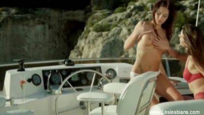 Lesbian Eva Kisses Her New Lover - hotmovs.com