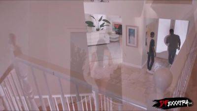 So this is what my stepdaughter reeks like! - hotmovs.com