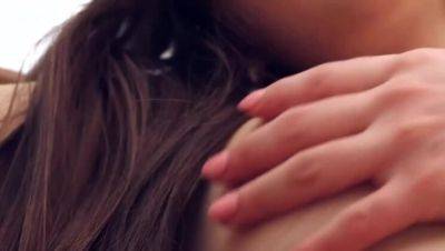 Li Moon's Initial Experience - porntry.com