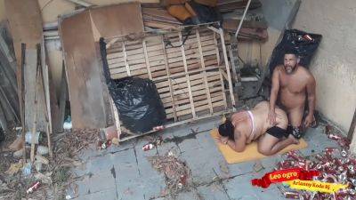 Hot Chubby Girl Gave Her Ass To Her Brother-in-law In The Abandoned House - videomanysex.com