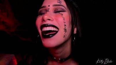 Bruja Malvada Hechiza Hombre Con Gran Polla-katty Blake - upornia.com