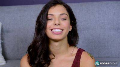 Damn, Gina! - hotmovs.com