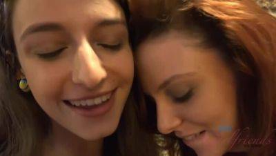 Willow Hayes & Emma Evins: Intense 69 Action & Fingering - xxxfiles.com