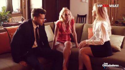 Sicilia & Nesty Get Treated Good By Horny Stud By Having Steamy Threesome - Andy Stone - hclips.com