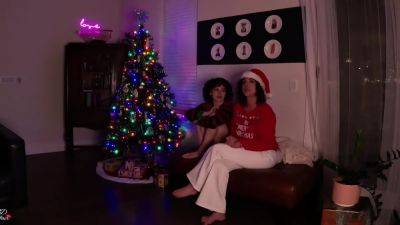 Yourfavoritemommy Brothers Xmas Gift With Mama Fiona - hclips.com