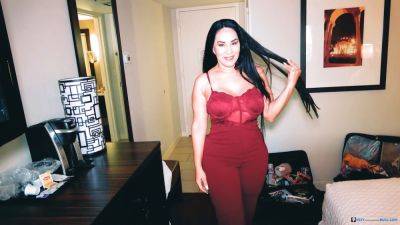 Queen Rogue gets her Latina body pounded by the Encuentro matador - sexu.com