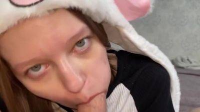 Beautyandthebeast - Cumshot On Small Ass - hclips.com