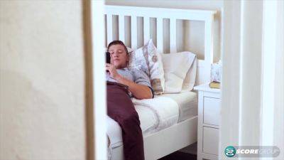 Casca Akashova - Big Tit Loves To Date - hotmovs.com