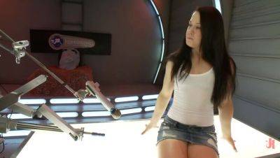 Cheyenne Jewel: Alien Cock Invasion & Mechanical Pleasure - porntry.com