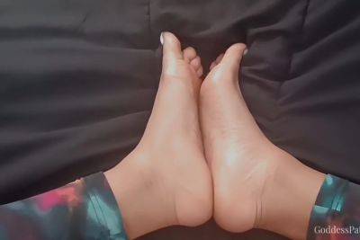 Dose Of My Sexy Feet - hclips.com