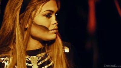 Destiny Cruz - Destiny Cruz's Zombie Halloween: A Spooky Treat - veryfreeporn.com