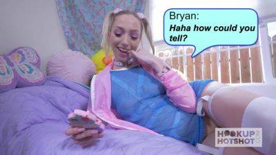 Zoe Parker - Zoe Parker hooks up with a stranger she met on the Web for some hot blonde fun - sexu.com