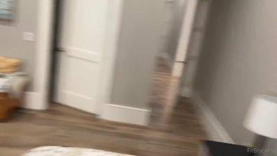 Fucking A Pregnant Woman With A Girlfriend - upornia.com