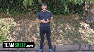 Ryan Reid - Ryan Reid's tattooed face takes on a massive dick & swallows a hot load - sexu.com