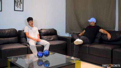 I Fuck My Bosss Stepson When He Is Out Of The House - upornia.com