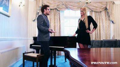 Stunning Blonde Chelsey Lanette Sucking And Fucking - videooxxx.com